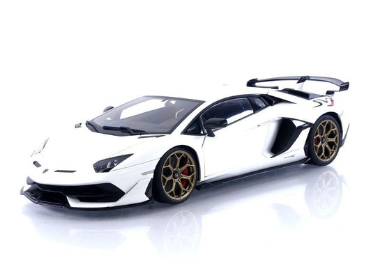  AUTOArt 1/18 Lamborghini Aventador SVJ (Pearl White) Finished Model 