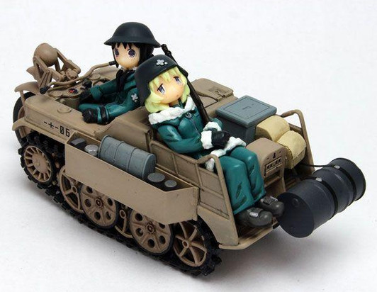  Platz 1/35 Girls' Last Tour: Kettenkrad w/Chito & Yuri Plastic Model Set 