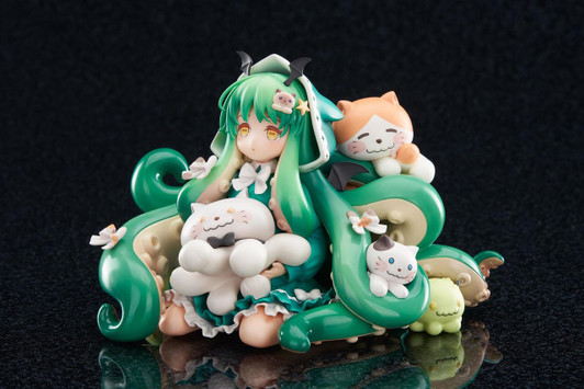  Tokyo Figure Cthulhu Meowthulhu Pajamas Party Figure 