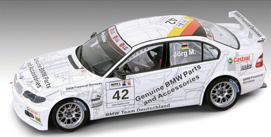 Platz 1/24 BMW 320i 2005 E46 WTCC Race of France Winner Plastic Model