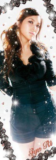  Ensky 352-28 Jigsaw Puzzle KARA Park GyuRi Park Gyuri (352 Pieces) 