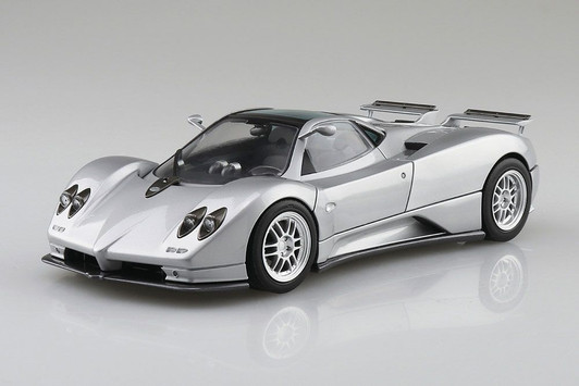 Aoshima 1/24 '00 Pagani Zonda C12S Plastic Model