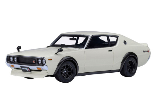 AUTOArt Autoart 1/18 Nissan Skyline 2000 GT-R (KPGC110) Tuned Version White Finished Model 77467