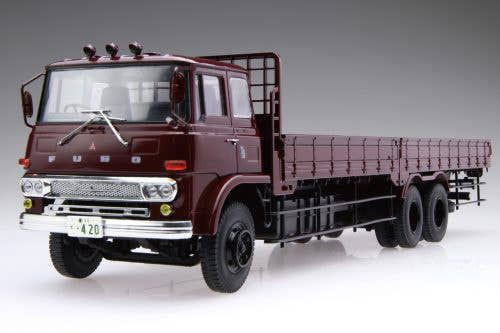 1/32 Mitsubishi Fuso T951 Late Type Flatbed Plastic Model