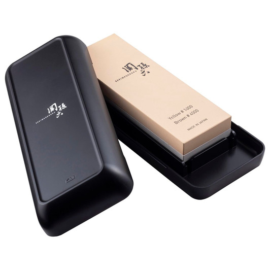 Kai Seki Magoroku Combination Whetstone Knife Sharpener 1000 4000 Grit With Storage Case Made In Japan Black AP0334