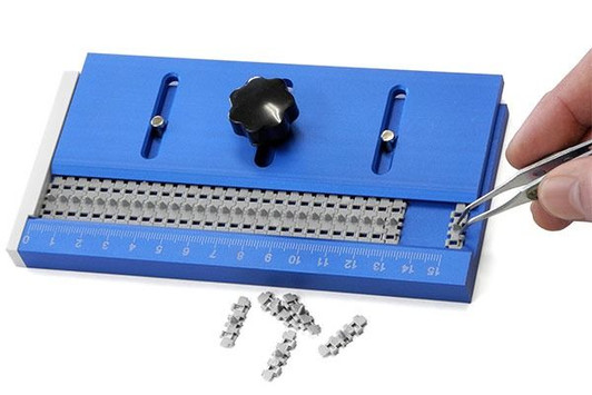 T038 Track Maker