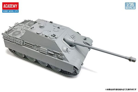 1/35 Heavy Tank Destroyer Jagdpanther G1 Plastic Model