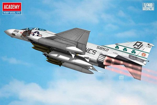 Other 1/48 F-4J Phantom II "VMFA-333 Shamrocks" Plastic Model