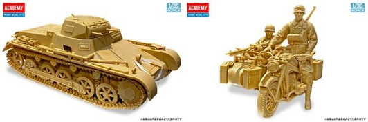 Other 1/35 I Ausf.b & KS750 Sidecar Plastic Model