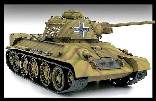 Other 1/35 T-34-747 (r) Captured Tank Plastic Model