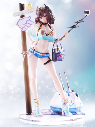Figure 1/7 Scale Azur Lane: Kirishima Bravely Summer