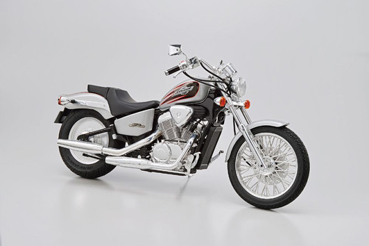 Aoshima 1/12 Scale Honda NC26 Steed VSE 1996 With Custom Parts Plastic Model