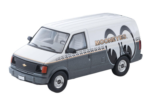Takara Tomy Tomytec Tomica Limited Vintage Neo 1/64 Scale LV-N344c Chevrolet Astro Van Mooneyes White / Gray Finished Model Figure