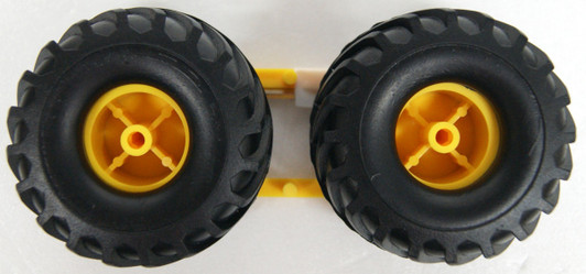 Tamiya 70096 Off-Road Tires (1 pair)