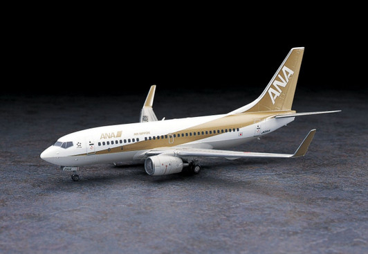 Hasegawa 35 ANA All Nippon Airways Boeing 737-700 1/200 Scale Kit