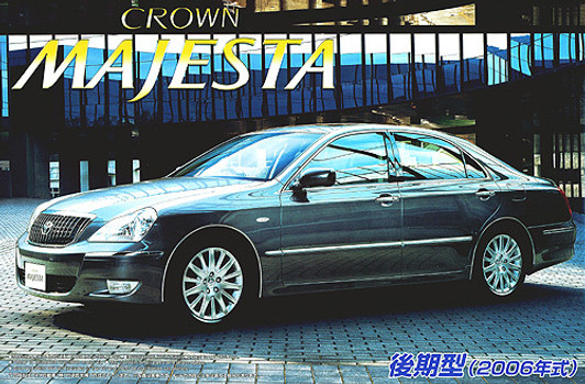 Aoshima 39106 Toyota Crown Majesta (UZS186) 1/24 Scale Kit