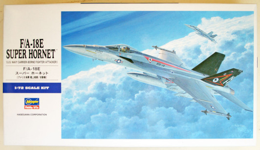 Hasegawa 1/72 F/A-18E Super Hornet (U.S. Navy Carrier-Borne Fighter/Attacker) Plastic Model