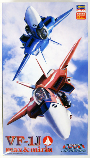 Hasegawa 65763 VF-1J Valkyrie Max & Millia Two-in-One Set 1/72 Scale Kit