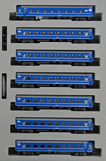 Kato 10-1360 Series 14-15 Sleeping Limited Express 'AKATSUKI' 7 Cars (N scale)