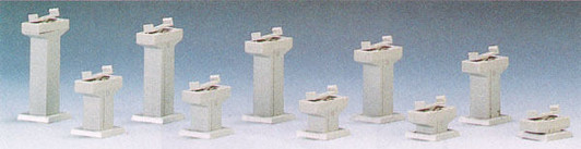 Tomix 3016 Concrete Pier Set (10 Piers in different heights) (N scale)