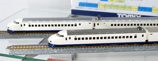 Tomix 98680 JNR Series 0-1000 Tokaido/Sanyo Shinkansen 6 Cars Set (N scale) Tomix 98680 JNR Series 0-1000 Tokaido/Sanyo Shinkansen 6 Cars Set (N scale)