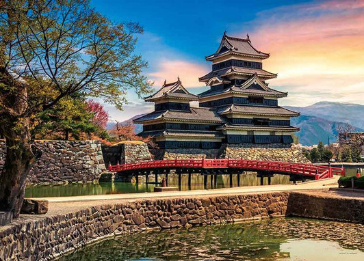 Yanoman Jigsaw Puzzle Matsumoto Castle (Nagano) in the sunset (500 Pieces)