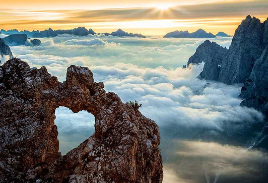Epoch 79-381s Jigsaw Puzzle Heart of the Dolomites (450 S-Pieces) Epoch 79-381s Jigsaw Puzzle Heart of the Dolomites (450 S-Pieces)
