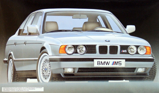 Fujimi Real Sports Car 1/24 BMW M5 Plastic Model Fujimi Real Sports Car 1/24 BMW M5 Plastic Model