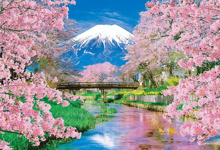 Beverly 33-208 Jigsaw Puzzle Mt.Fuji and the Murmuring of Spring (300 Pieces)