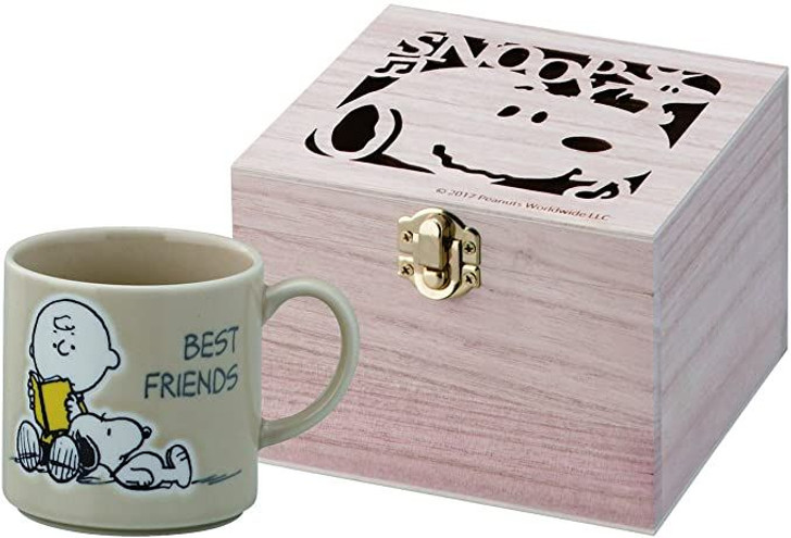 Yamaka Peanuts Snoopy Mug With Wooden Box (Best Briends)