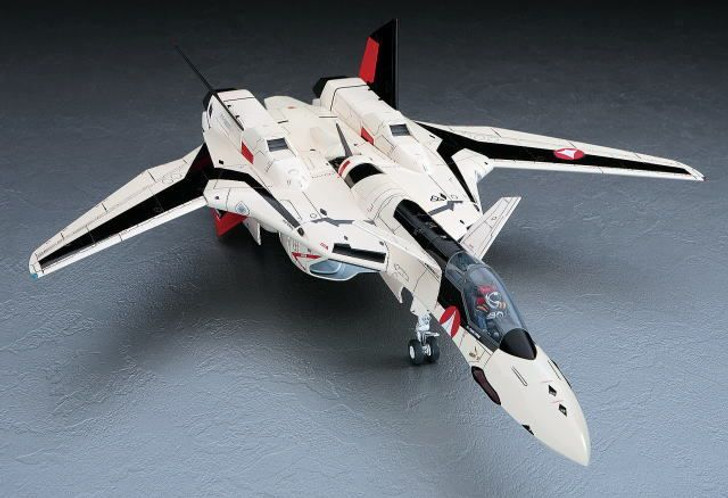 Hasegawa 1/48 Macross Plus YF-19 Plastic Model