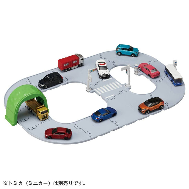 Takara Tomy Tomica World Tomica Town Easy to Assemble Basic Road Set (w/ Tomica)