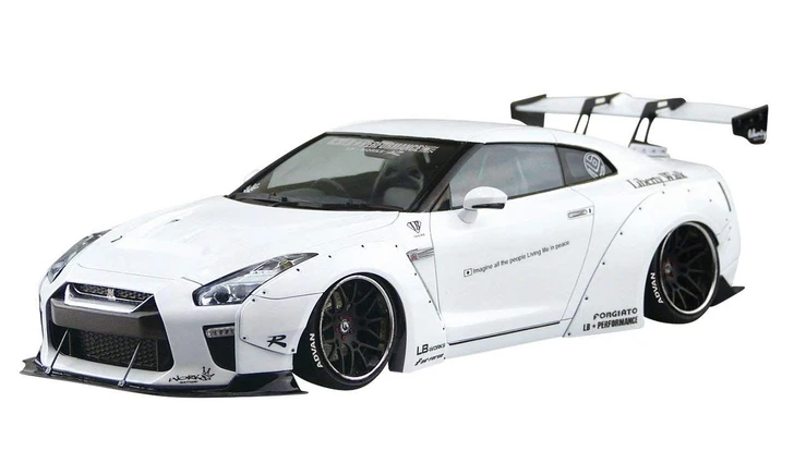 Aoshima Liberty Walk 1/24 Nissan R35 GT-R Type 1.5 Plastic Model