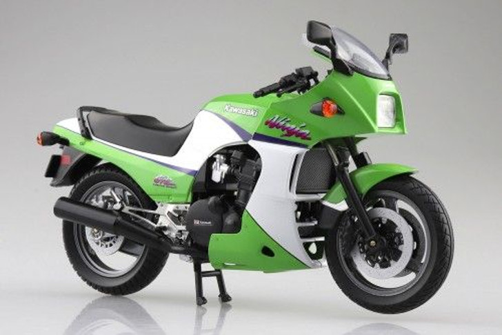 Aoshima SKYNET 1/12 Kawasaki GPz900R Lime Green Finished Model