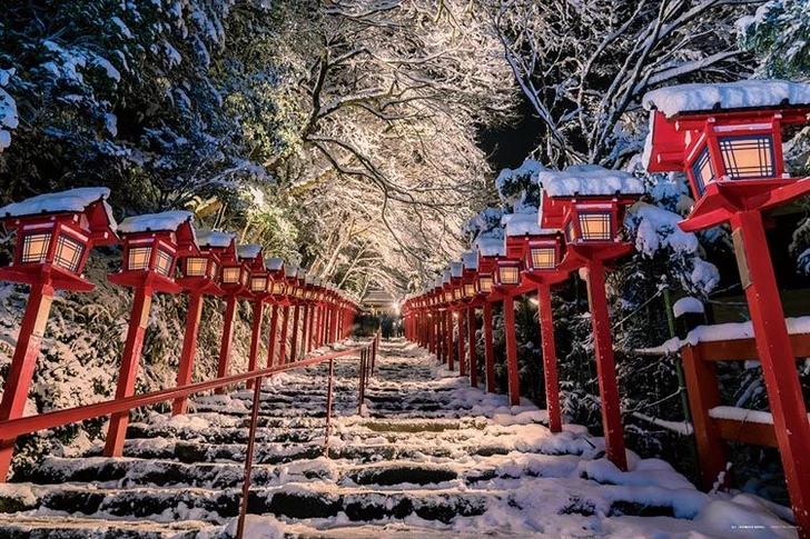 Yanoman 10-1435 Jigsaw Puzzle Winter Scenery Kifune Shrine Kyoto (1000 Pieces)