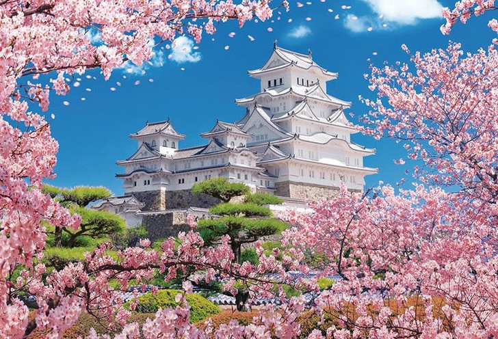 Beverly 1000-013 Jigsaw Puzzle Himeji Castle in Cherry Blossom Style (1000 Pieces)