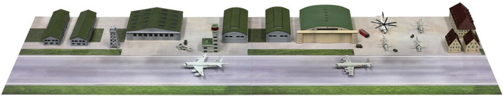 Pit-Road 1/700 Japanese Maritime Self-Defense Force Air Base Plastic Model