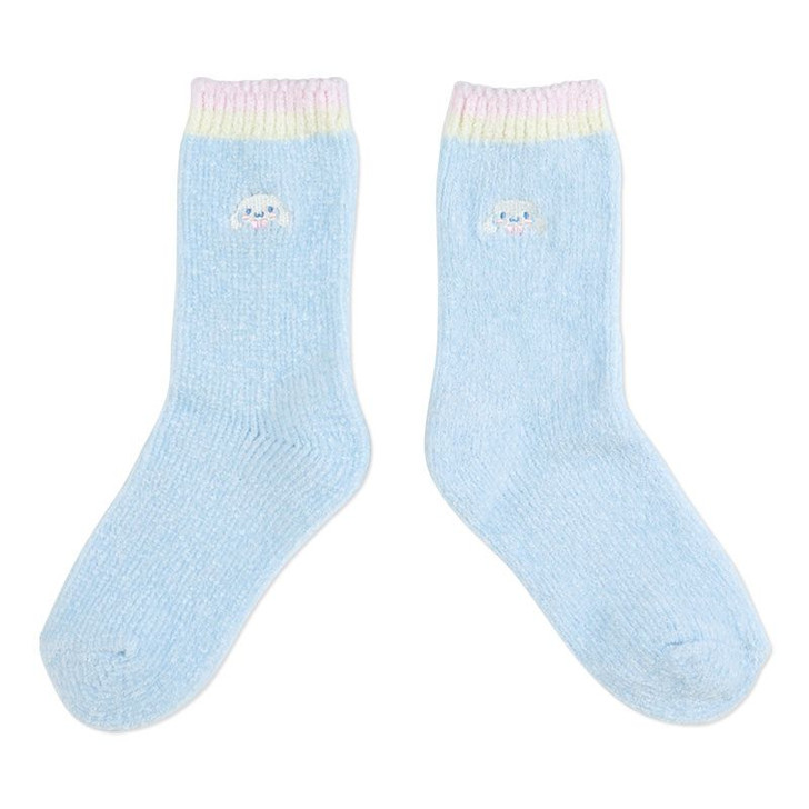 Sanrio Fuzzy Socks Cinnamoroll 23-25cm