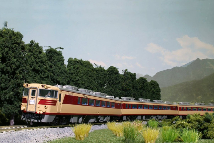 Kato HO 3-509-1 Series KIHA 82 4 Cars Set (HO scale)