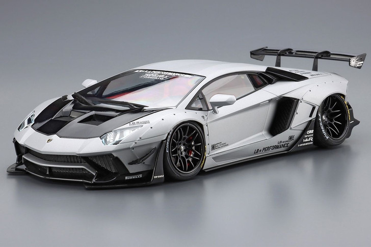 Aoshima Liberty Walk 1/24 No.19 Lamborghini Aventador Limited Edition Ver.1  Plastic Model