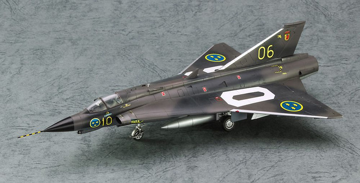 Hasegawa 1/72 J35F Draken Plastic Model