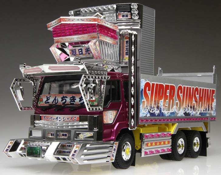 デコトラプラモデル完成品　1/32　スーパーグレート 青島文化教材社 1/32 ヘビーフレイトシリーズ No.14 三菱ふそう '10