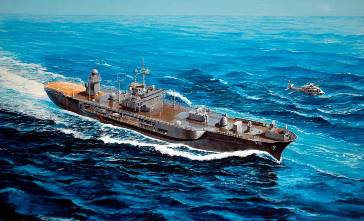 Pit-Road 1/700 US Navy Amphibious Command Ship LCC-19 Blue Ridge 2004 Plastic Model