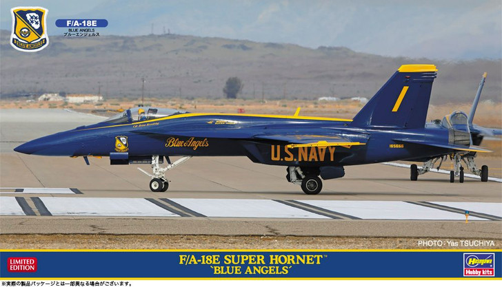 Hasegawa 1/72 F/A-18E Super Hornet 'Blue Angels' (w/Embroidered Patch) Plastic Model