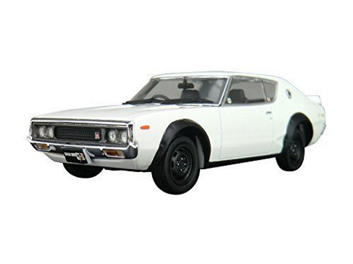 Aoshima DISM 80405 Nissan Skyline HT 2000GT-R White 1/43 Scale