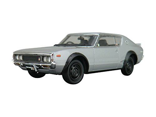 Aoshima DISM 80412 Nissan Skyline HT 2000GT-R Silver Metallic 1/43 Scale (4905083080412)
