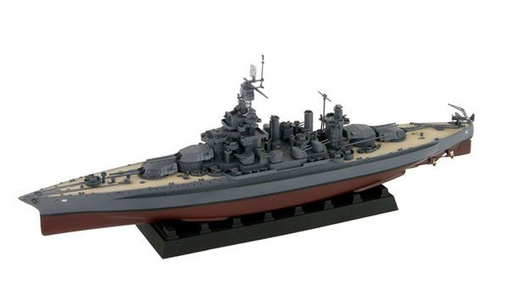 Pit-Road 1/700 USN Battleship BB-46 Maryland 1945 Plastic Model