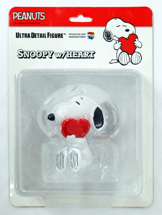 Medicom UDF-325 Ultra Detail Figure SNOOPY w/HEART (4530956153254)