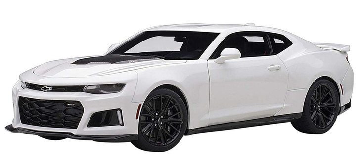  AUTOArt 1/18 Chevrolet Camaro ZL1 '17 (White) Finished Model 