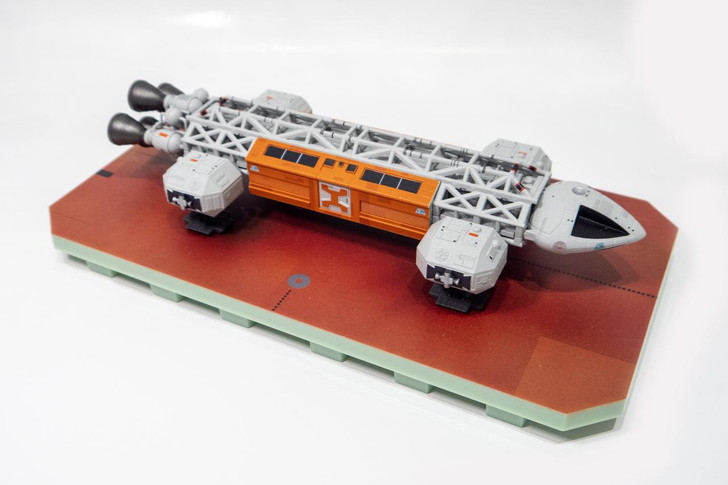 BellFine VIP Eagle Figure (Space: 1999)